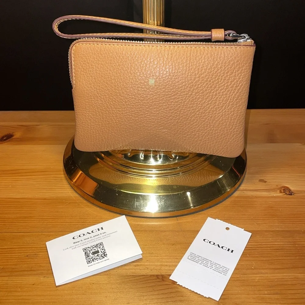 Coach 1941 Tan Pebbled Leather Wristlet – Classic Logo Pouch Minimalist Chic